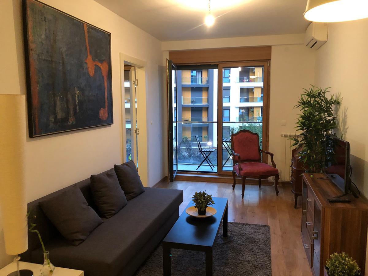 99 Muses Apartments Dordegol Bagian luar foto